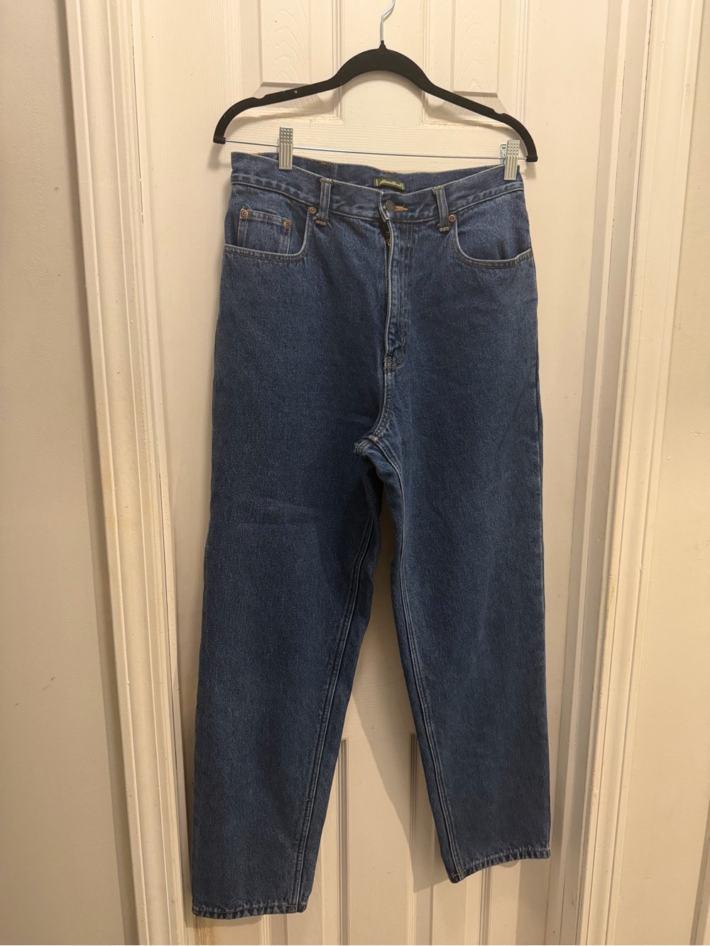 Eddie Bauer Women's Straight Leg Blue Denim Jeans size 12